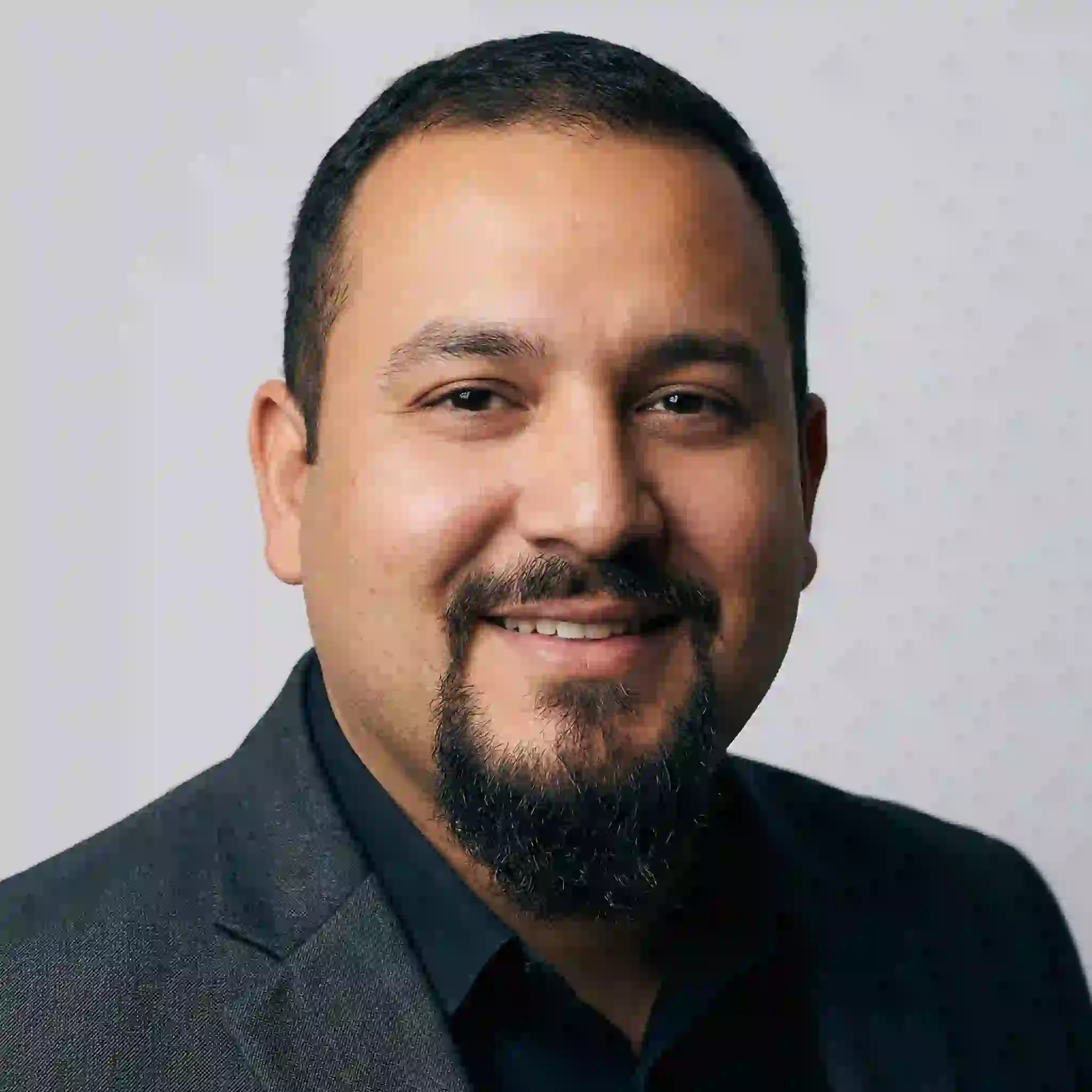 Matching a goatee or van dyke style to a round face shape to finally discover how would you look with a beard and enhance facial angles.