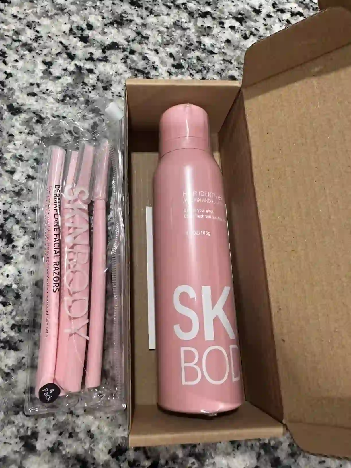 hair identifier spray review image for SKNBODY, showing why a fine mist can reveal peach fuzz clearly before precise dermaplaning sessions